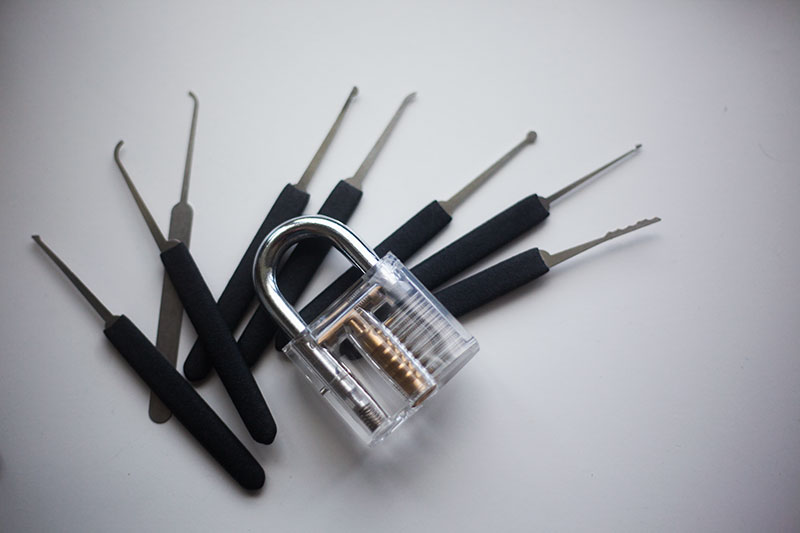 Mastering Locks and Lockpicking The Ultimate Guide to Lock Pick Sets and Home Security